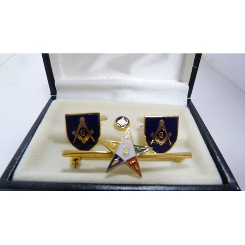 222 - Two boxed sets of dress Masonic cufflinks and two commemorative coins.