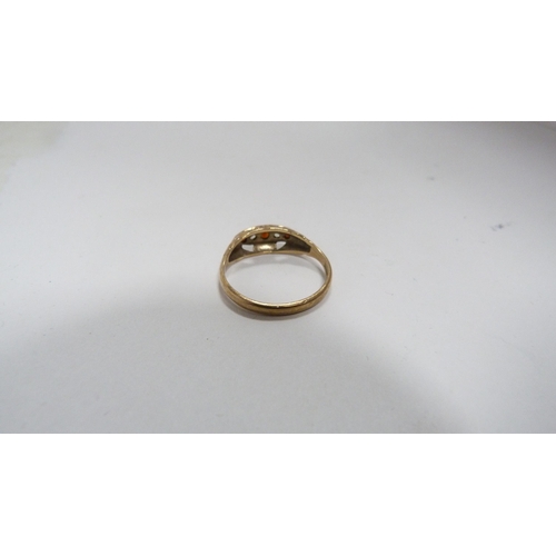 223 - Lady's 9ct gold and ruby-set ring, 1.8g gross.