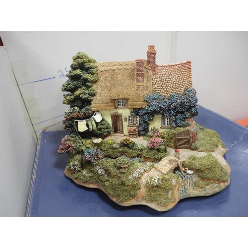 226 - Seven Lilliput Lane model buildings and cottages, five with boxes.  (7)