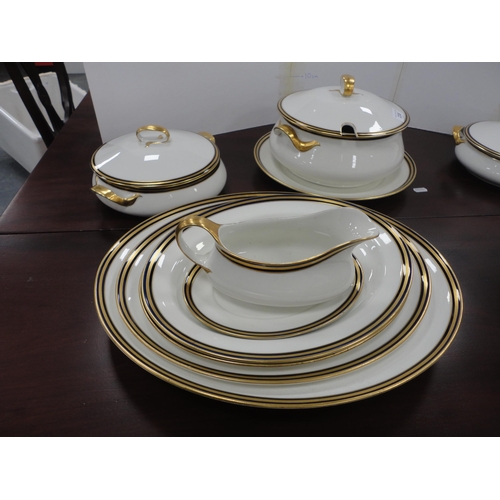 238 - Alfred Meakin part dinner set and another tureen.