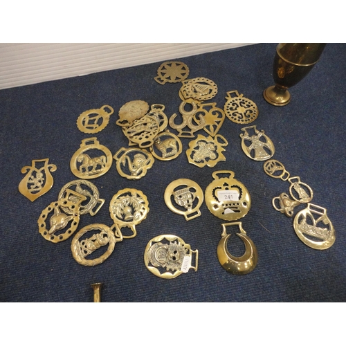 241 - Quantity of assorted brassware.