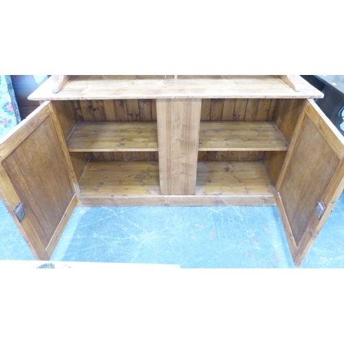 272 - Pine farmhouse kitchen dresser.