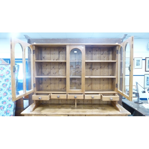 272 - Pine farmhouse kitchen dresser.