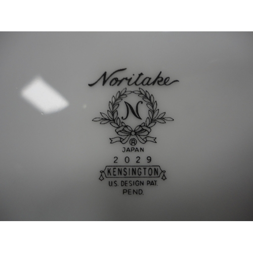 47 - Three cartons containing miscellaneous teawares to include Aynsley 'April Rose' , Noritake 'Kensingt... 