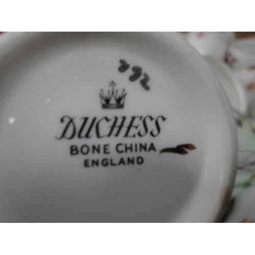53 - Two cartons containing miscellaneous tea and dinnerwares to include Duchess 'Romance', Denby etc.