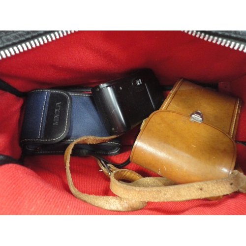 61 - Viewcam and accessories, Rollei XF35 camera, folding camera, camcorder etc.