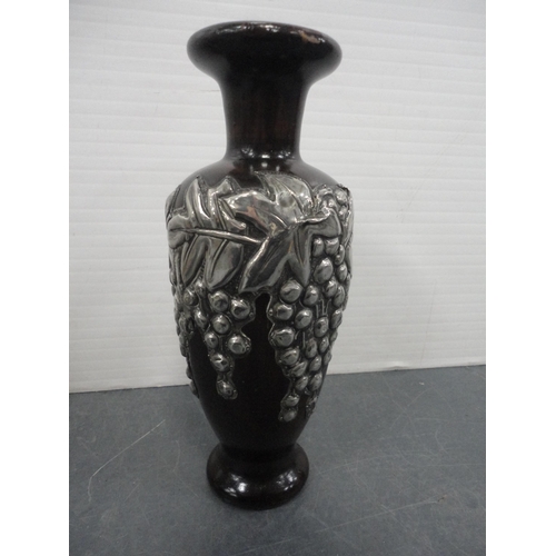 66 - Pottery toilet ewer and basin, a Bretby Ruskin-type vase, pair of vases and a jug etc.  (7)