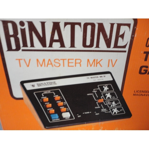 87 - Carton containing various games to include The Action Man Game, Escape from Colditz, Picture Lotto, ... 