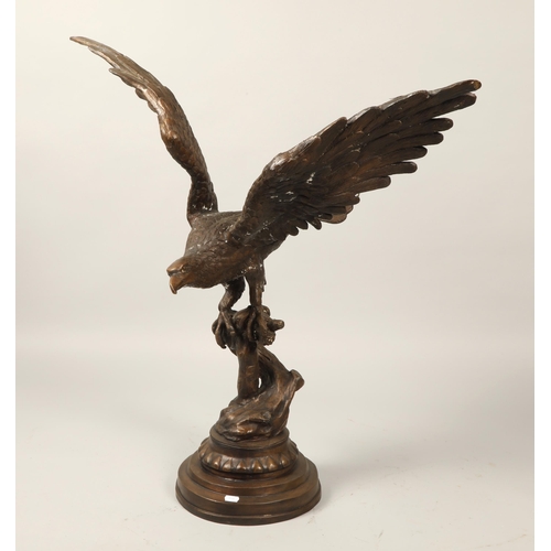 620 - Large bronzed model of an eagle, 86cm to highest wing tip