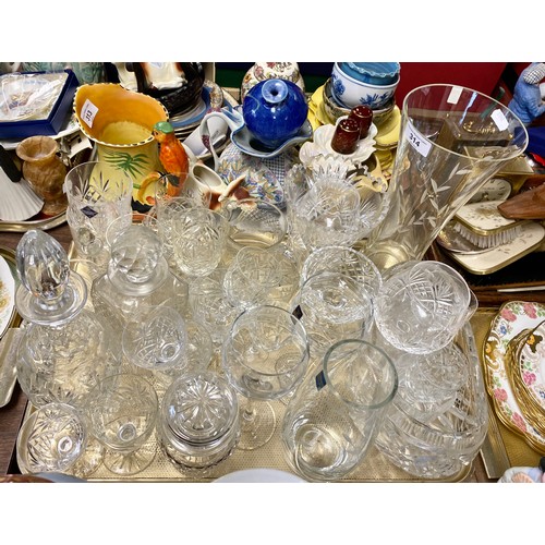 314 - Edinburgh Crystal whisky tumblers, crystal decanter, Gleneagles Crystal vase, etc