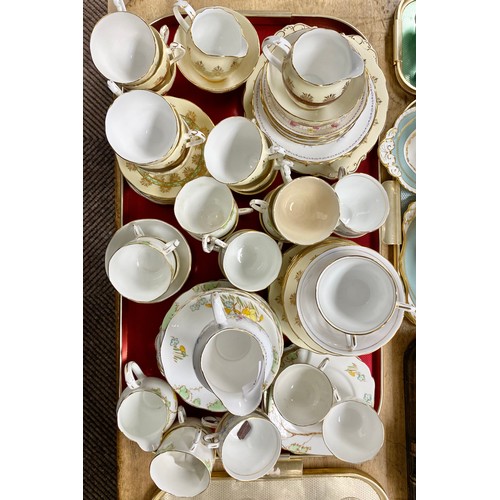 320 - Assorted teaware to include Tuscan & Roslyn