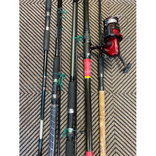 472 - Assorted sea fishing rods