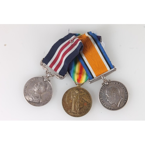 1124 - Medals of 116023 Gunner C Grist of the 217th Siege Battery Royal Garrison Artillery comprising Georg... 