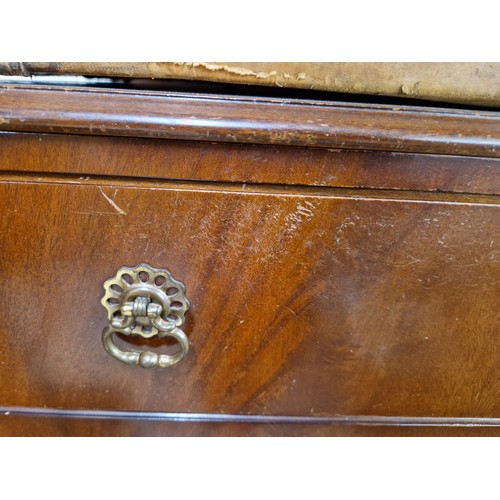 657 - Five drawer mahogany dresser