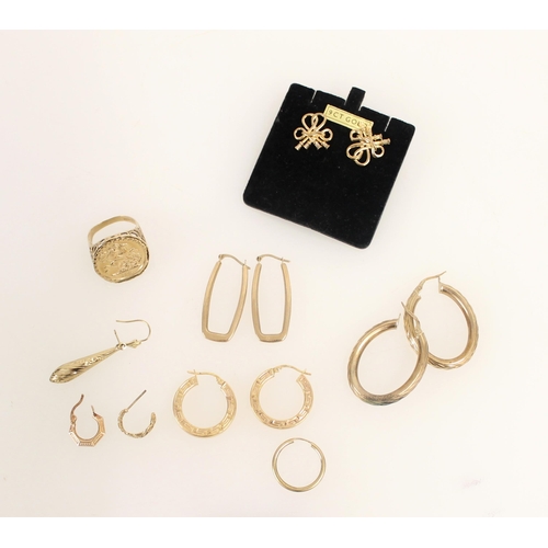 403 - 9ct gold earrings and a 9ct gold ring (qty), 11.5g.