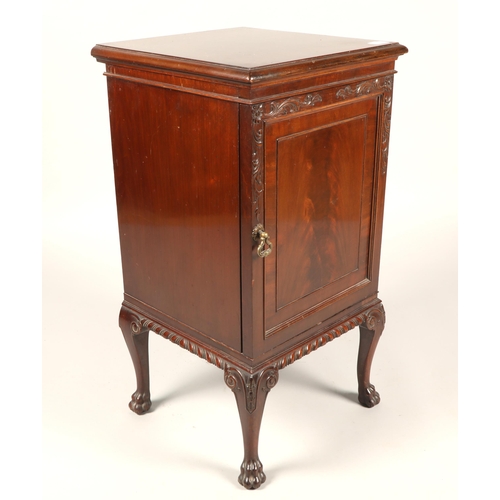 511 - Mahogany bedside cabinet, 88cm high