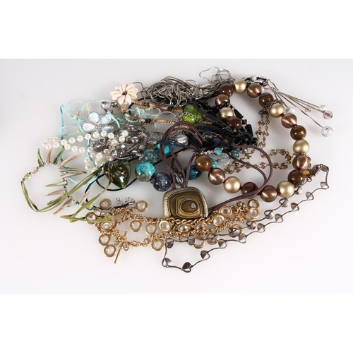 461 - Costume jewellery beaded necklaces etc.