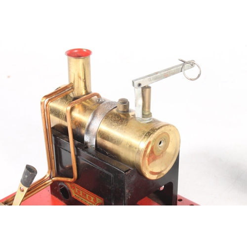 205 - Mamod steam engine and accessories. 