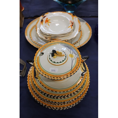 61 - 1930s Burleighware Art Deco part dinner service,