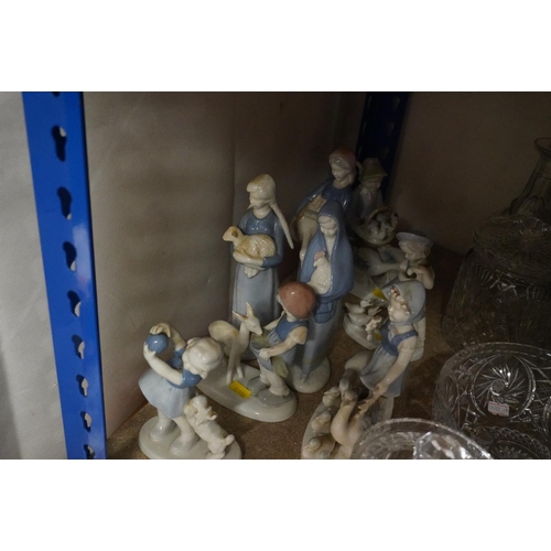 340 - Oriental lacquered and stone set picture, 55cm wide and West German figures.