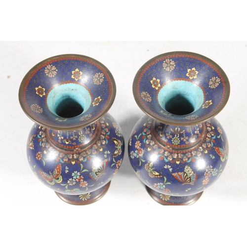 225 - Pair of Chinese cloisonné vases, 15cm high.