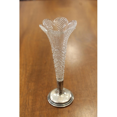 278 - Cut-glass epergne on silver base, 15cm high.