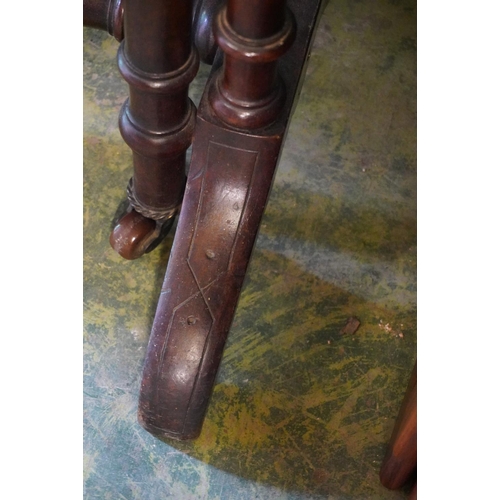 587 - Late Victorian oak drop leaf table, 93cm wide.