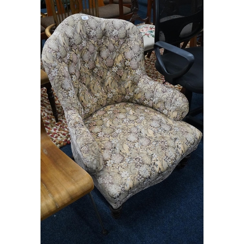 663 - Button back upholstered low armchair