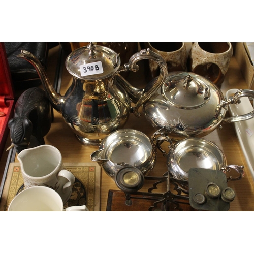 390B - Elephant models, silver-plated tea, coffee and sugar and cream, commemorative mugs, etc.