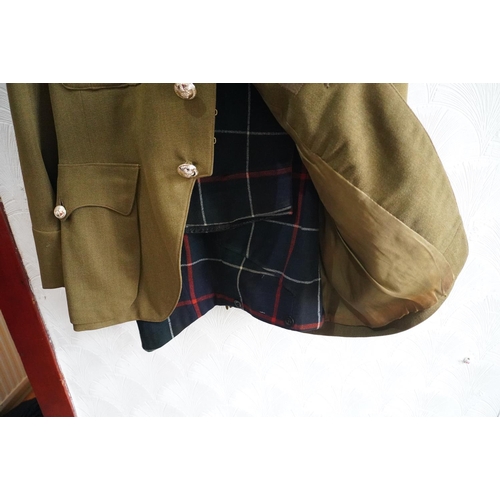 1737 - British army uniform, a khaki green jacket by Jardine and Sons of Edinburgh, having interior pocket ... 