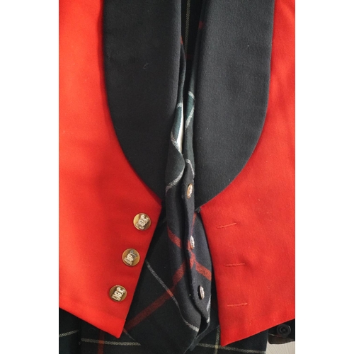 1742 - British army uniform, a mess dress jacket with William Anderson of Edinburgh label [313869 G April 1... 