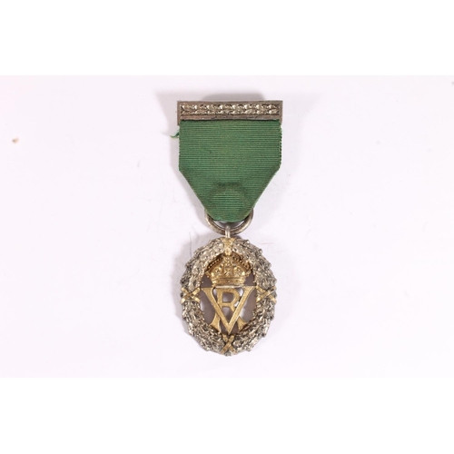 1110 - Victorian Volunteer Officer's Decoration (VR type) [MAJOR W DUNLOP BORDER RIFLES GALASHIELS 1902]