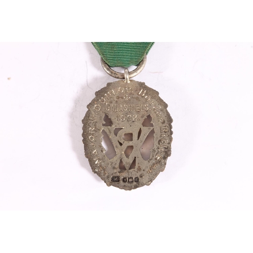 1110 - Victorian Volunteer Officer's Decoration (VR type) [MAJOR W DUNLOP BORDER RIFLES GALASHIELS 1902]