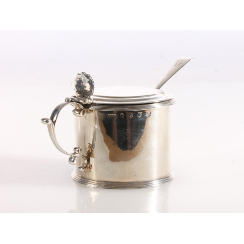 132 - Scottish silver mustard pot of drum shape with shell thumb piece, by James McKay, Edinburgh 1818, 12... 