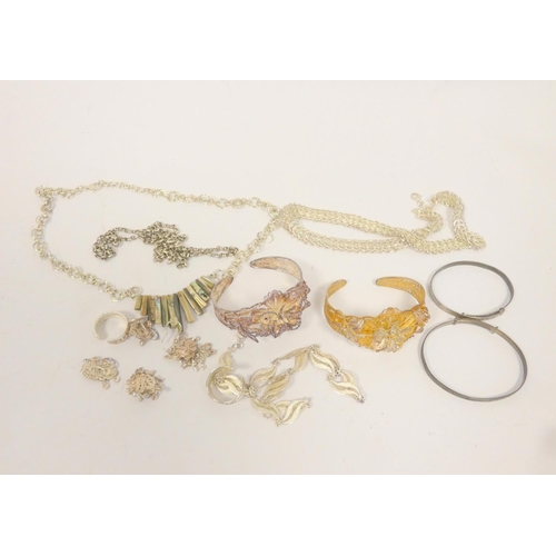 517 - Group of sterling silver jewellery to include two filligree bangles, abalone necklace, 1930s child b... 