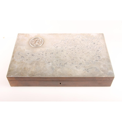 143 - Continental silver and birds eye walnut table cigarette or cigar box, the hinge top with sheet of si... 