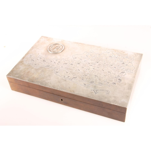 143 - Continental silver and birds eye walnut table cigarette or cigar box, the hinge top with sheet of si... 