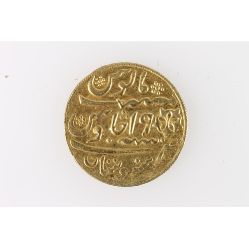 218 - INDIA gold mohur of the East India Company, 7.3g, 28mm diameter.