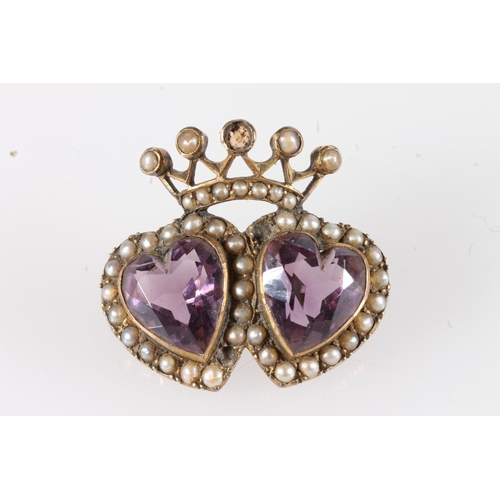 182 - 9ct gold amethyst and seed pearl brooch in the form of crowned double love hearts, stamped 9ct, 6.1g... 