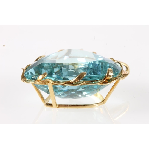 186 - Modernist 18ct gold mounted aquamarine pendant of heart form, hallmarks for maker 'HB' Birmingham 19... 