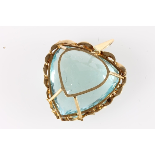 186 - Modernist 18ct gold mounted aquamarine pendant of heart form, hallmarks for maker 'HB' Birmingham 19... 