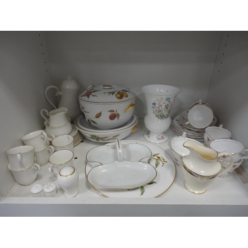 101 - Four shelves of sundry ceramics, glass and tea china to include part dressing set, Royal Worcester E... 