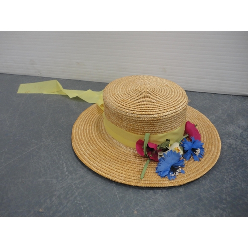 142 - Group of ladies dress hats with hat boxes.