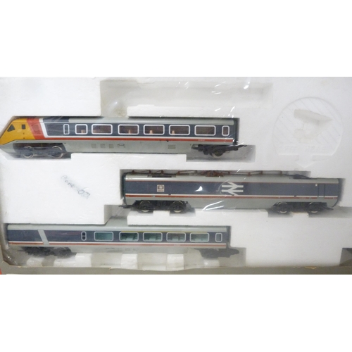 177 - Part boxed set Hornby Railways advanced passenger train.