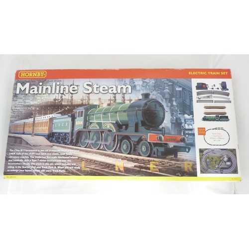 179 - Hornby OO Guage mainline steam locomotive, Class B12, No 1032, boxed.