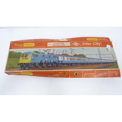 188 - Tri-ang Hornby R644A Inter-City model electric locomotive with Pantograph and 3 passenger coaches, b... 