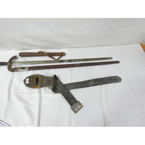 466 - Antique Knights Templer dress sword and police truncheon.