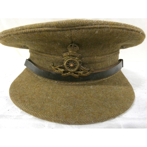 483 - WWI Royal artillery cap and tunic buttons and local photo's.