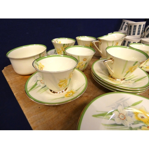 504 - Art Deco Royal Doulton 'Daffodil' teaset.