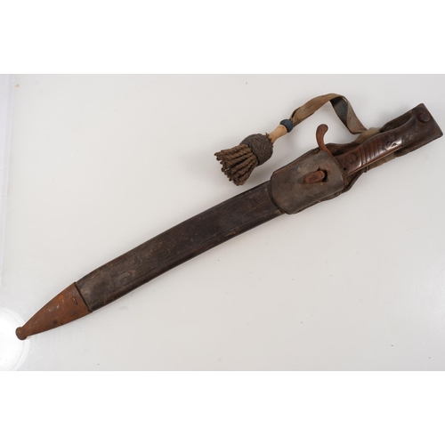 1694 - German S98/05 pattern bayonet with saw back blade, the ricasso marked 'ERFURT' having hatched wood g... 